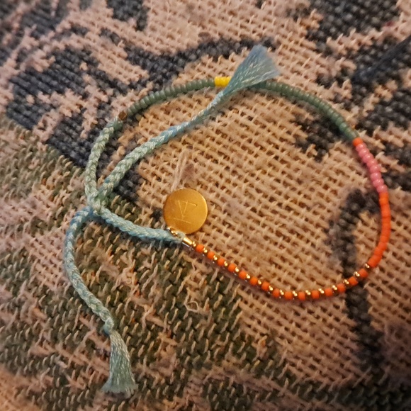 tribe alive Jewelry - Tribe Alive Bracelet multicolored blue gold orange pink yellow beads adjustable